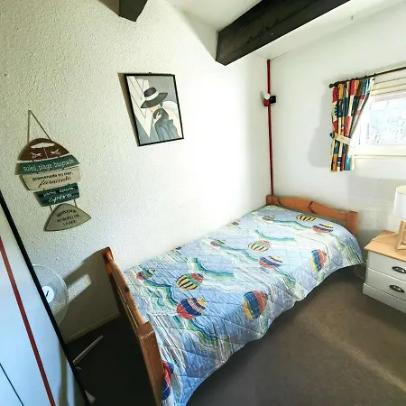 Villa Mitoyenne Calme Avec Piscine, Clim Et Parking Pour 4 Pers. - Fr-1-607-179